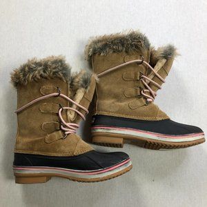 NORTHSIDE Kathmandu Waterproof Suede Boot